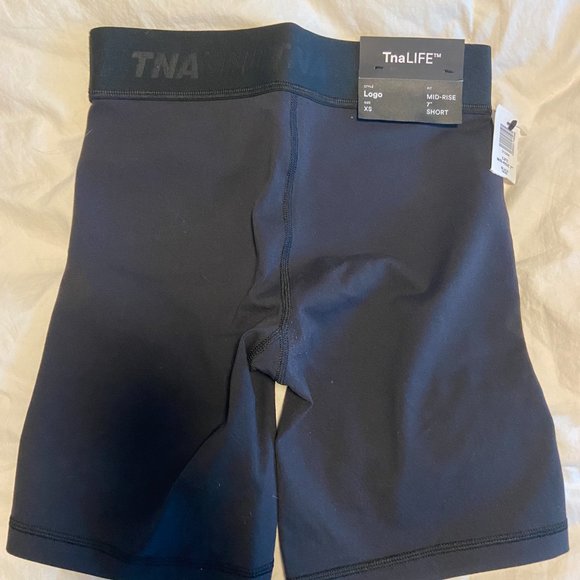 TnaLife Mid-Rise 7" Short - Picture 2 of 3